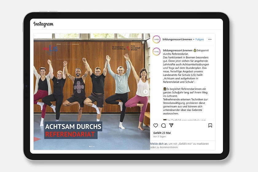 Foto vom Bildschirm bewegende Personen