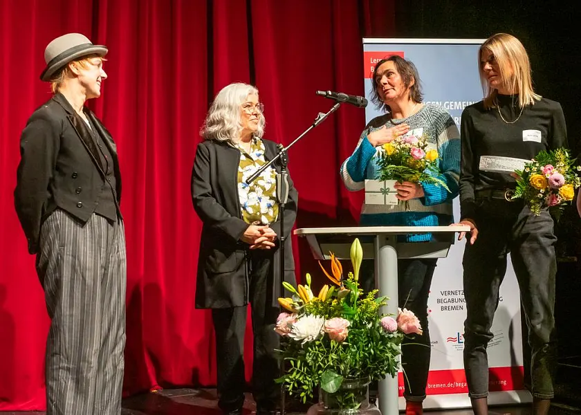 B&uuml;hnenszene Zertifizierungsfeier