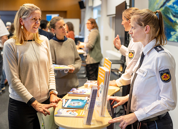 Bremer Polizei stellt Präventionsprogramme vor