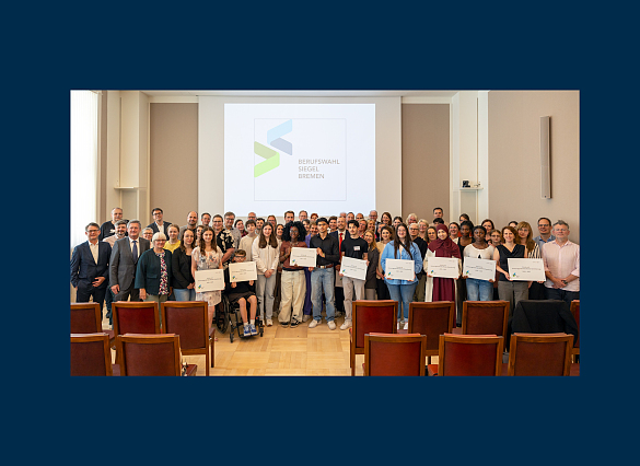 Gruppenbild zur Siegelverleihung