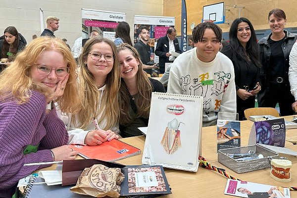 Schülergruppe auf dem futureParcours