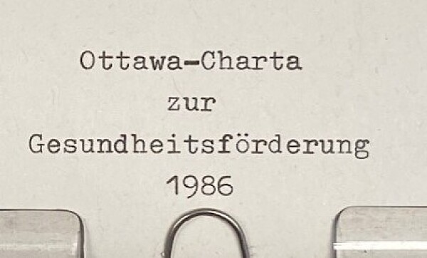 Maschine schreibt Text der News