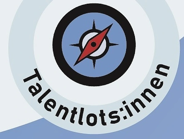 Ein von dem Wort Talentlots:innen umrahmter Kompass