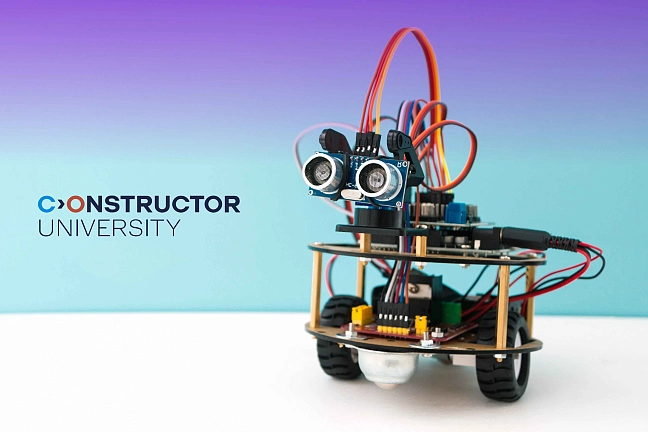 CONSTRUCTOR University, Selbstgebaute Konstuktion