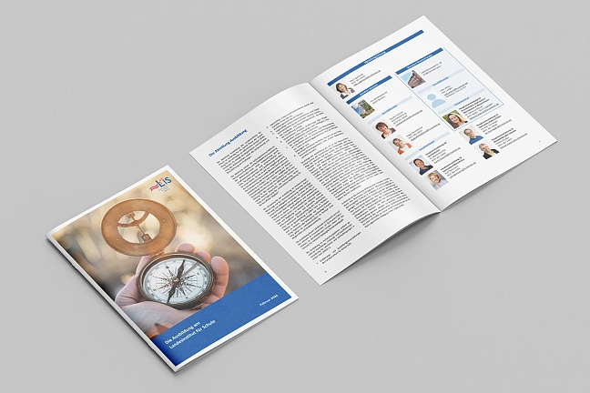 Abbildung der Kompassbroschüre