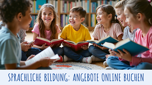 Kinder lesen gemeinsam mit der Aufschrift Sprachliche Bildung: Angebote online buchen