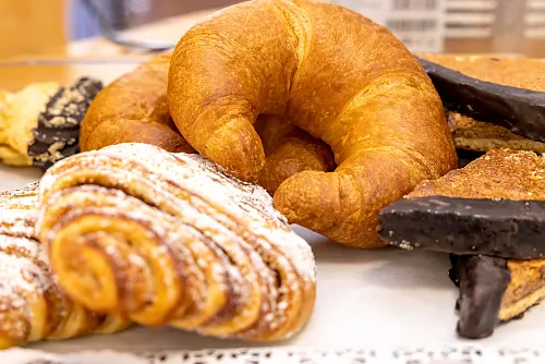 Portrait  Team vor Ort